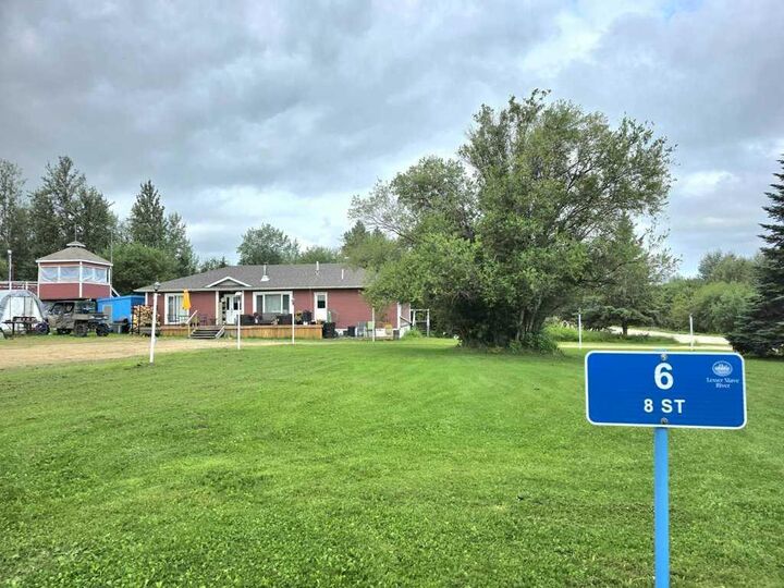 Property Photo:  6 8 Street  AB T0G 2A0 