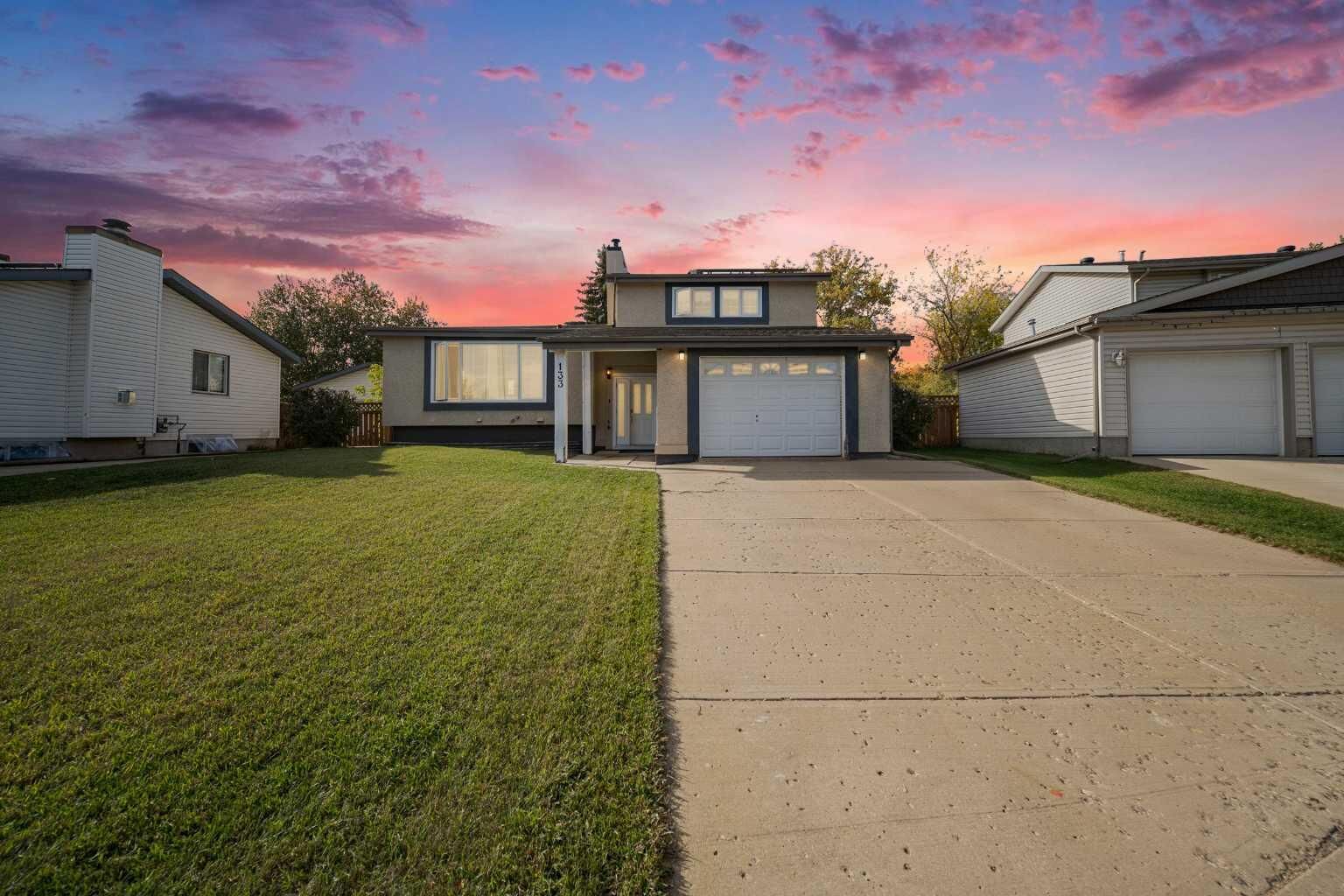 Property Photo: 133 Whiteoak Garden AB T9K 1A7