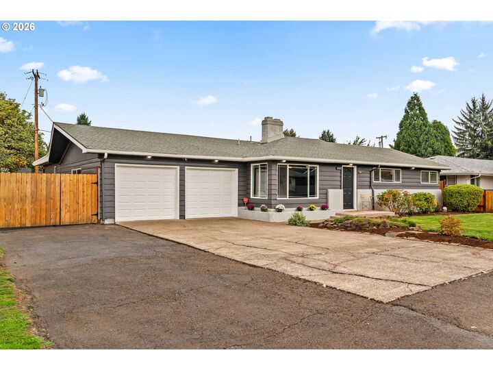 Property Photo: 4687 Leona Ct OR 97402