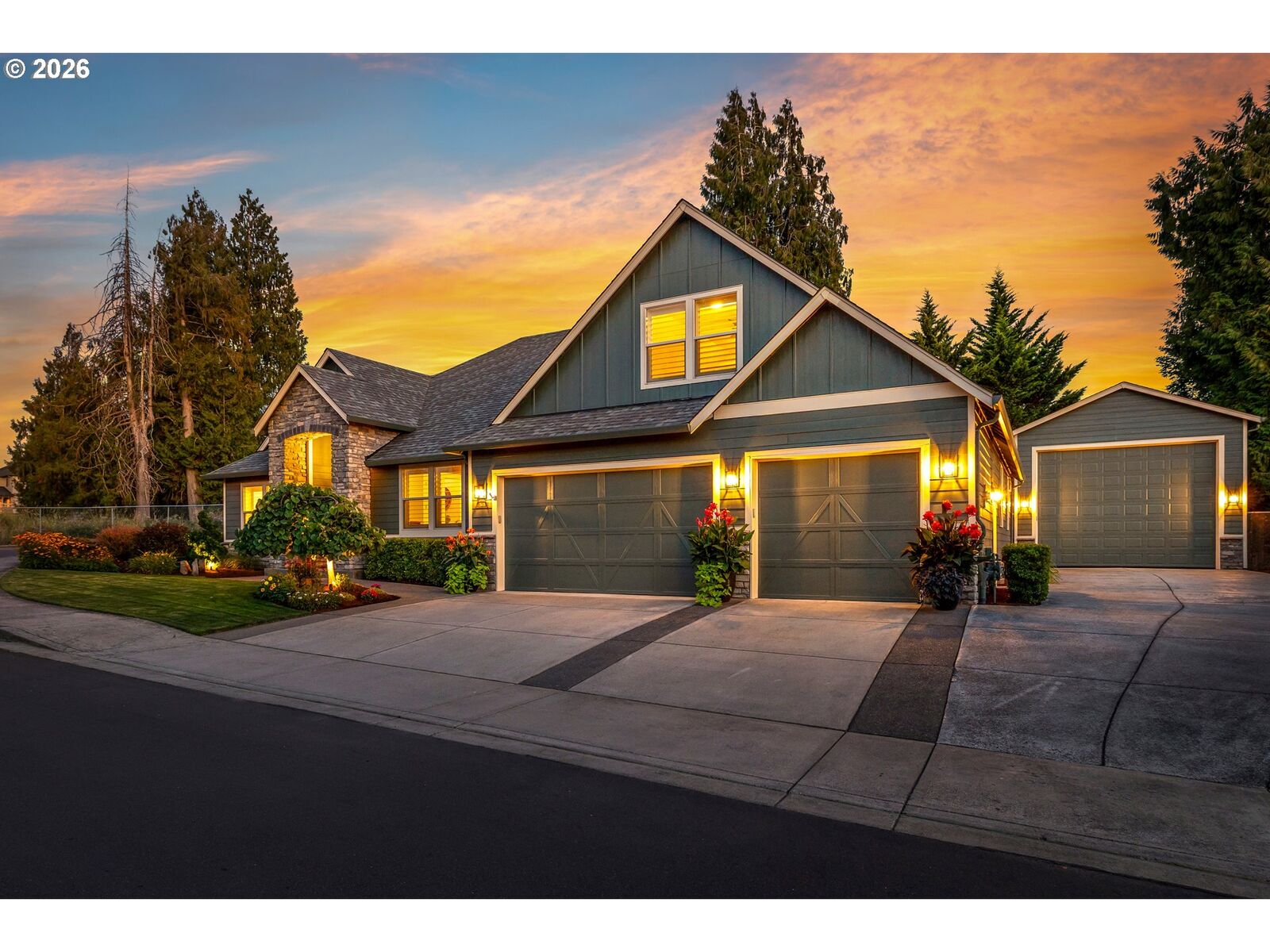 Property Photo: 2605 NE 174th St WA 98642