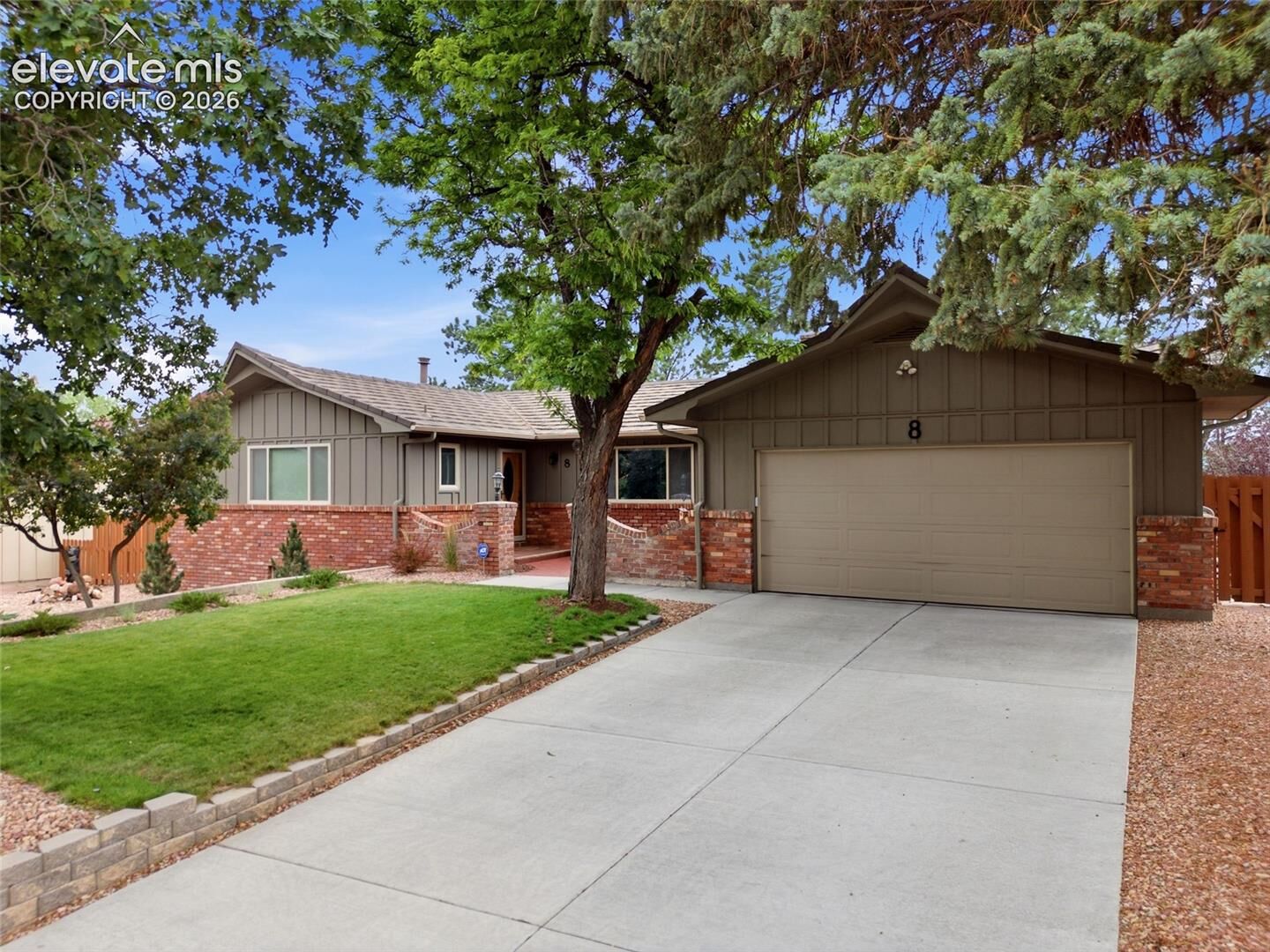 Property Photo:  8 Raven Hills Court  CO 80919 
