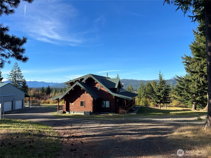 Property Photo: 2960 Upper Peoh Point Road WA 98922