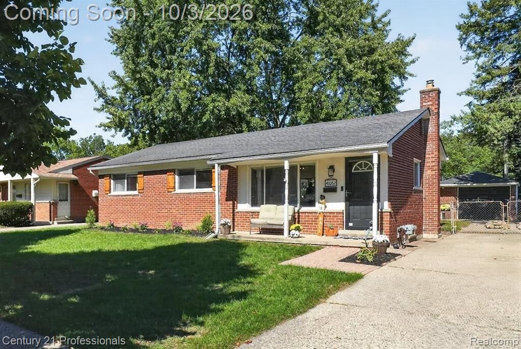 Property Photo:  41052 Greenbrook Lane  MI 48170 