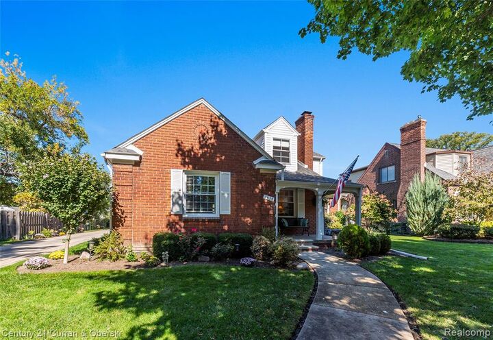 Property Photo: 1438 Hawthorne Road MI 48236