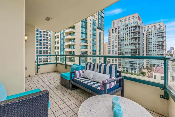 Property Photo:  510 1st Ave 1101  CA 92101 