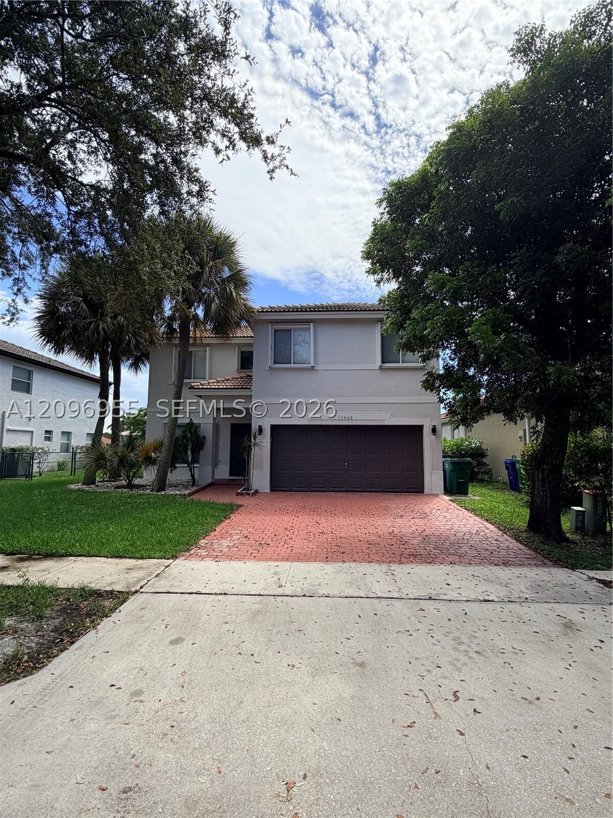Property Photo: