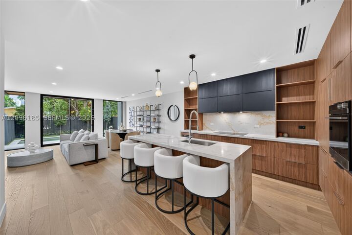 Property Photo:  925 SW 10th Ave  FL 33130 