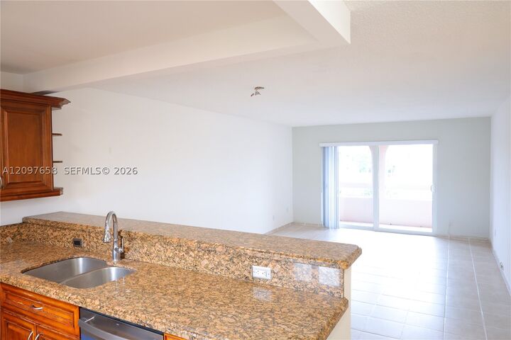 Property Photo: 7815 Camino Real I-414 FL 33143
