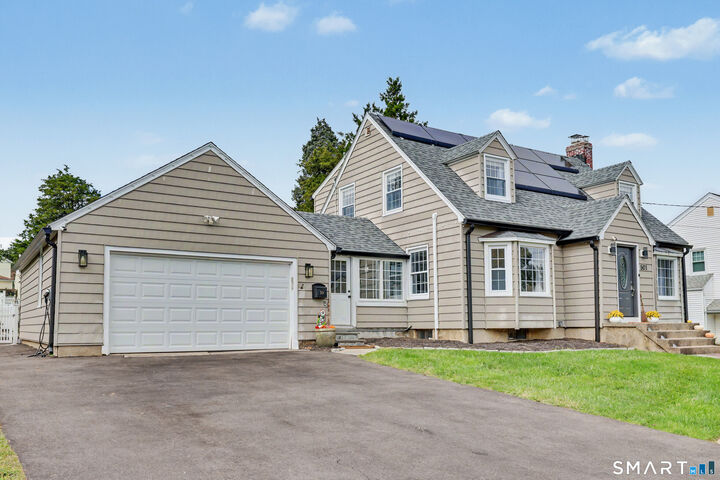 Property Photo: 501 Bridgeview Place CT 06614
