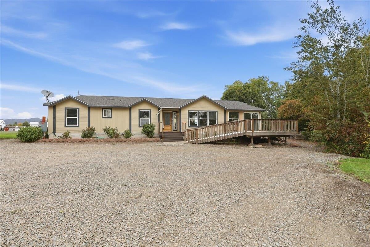 Property Photo: 4018 N Ashton Rd WA 99027