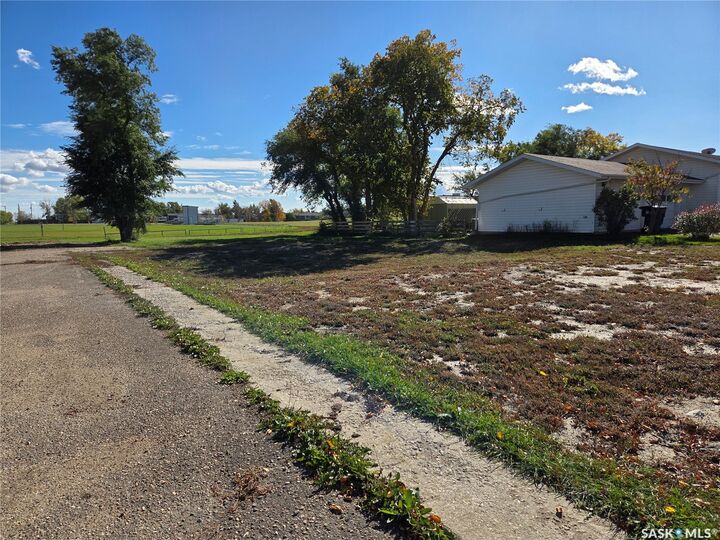 Property Photo:  564 Butte Street  SK S0H 0T0 