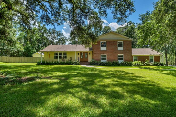 Property Photo:  2070 Edenfield Road  FL 32308 