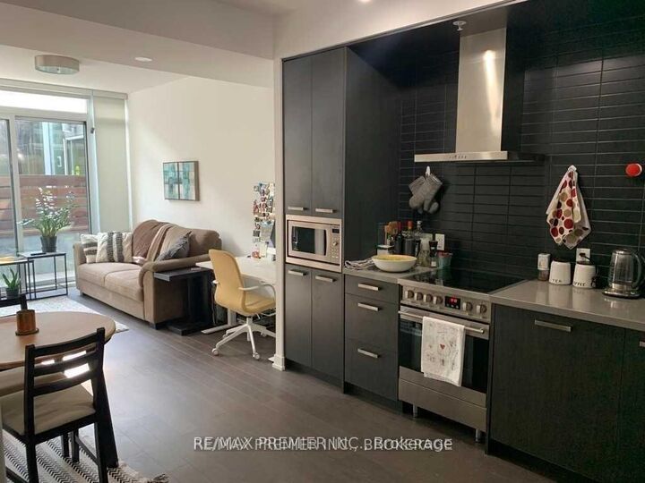 Property Photo:  455 Front Street E N207  ON M5A 1G9 