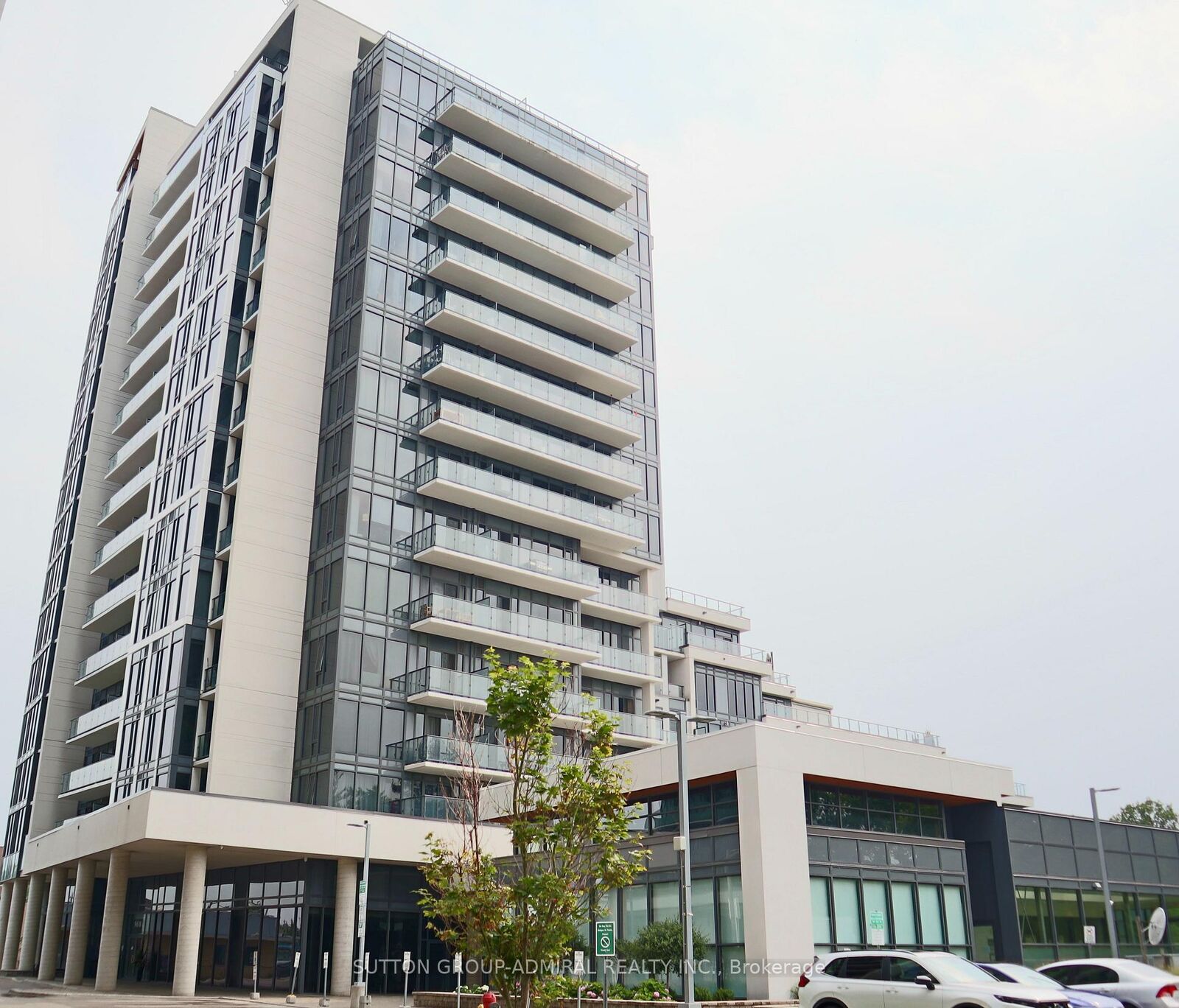 Property Photo:  9618 Yonge Street 1008  ON L4C 0X5 
