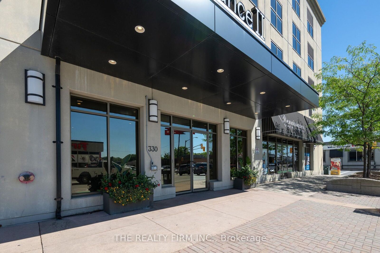 Property Photo:  330 Ridout Street N 2109  ON N6A 0A7 