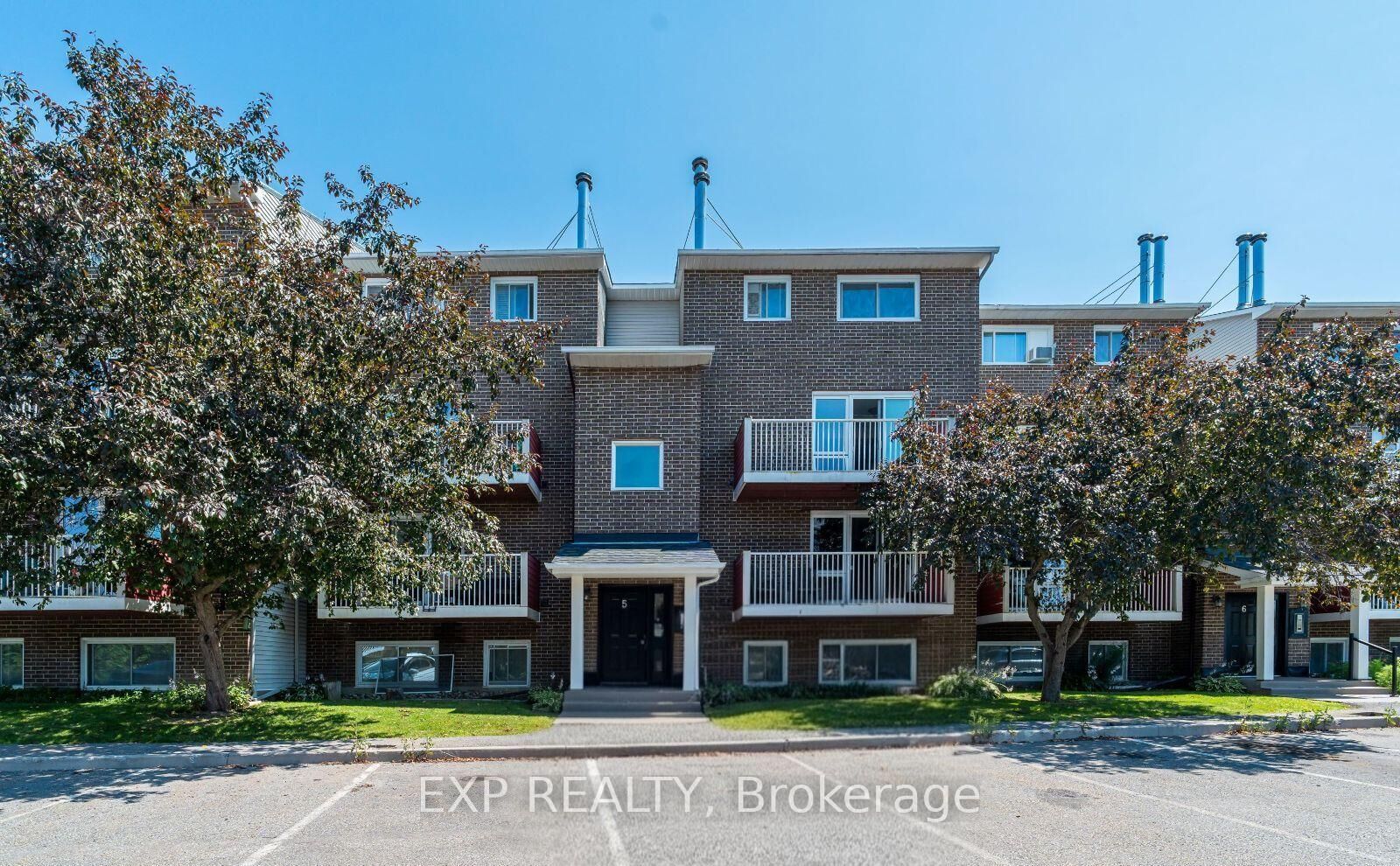 Property Photo: 1589 St. Bernard Street 505 ON K1T 3H9