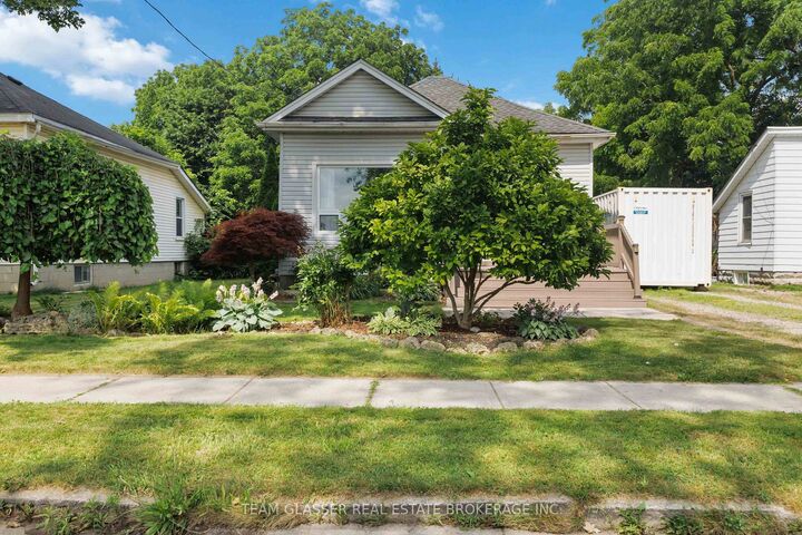 Property Photo:  118 Inkerman Street  ON N5P 3G6 