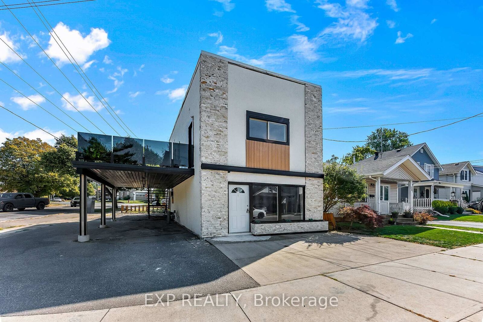 Property Photo:  60 Margery Road  ON L3B 2P6 