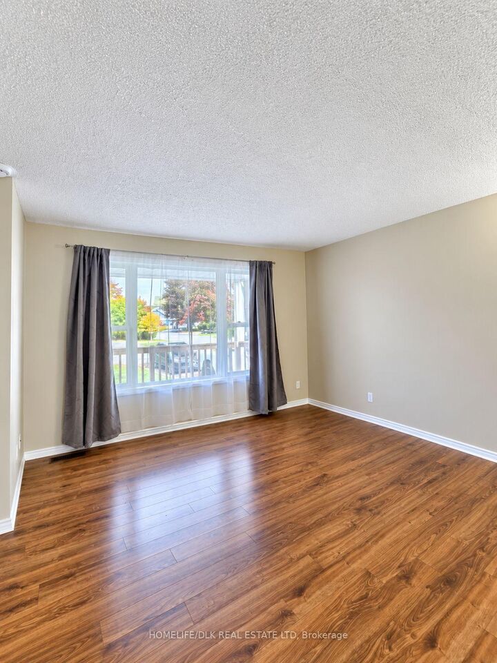 Property Photo:  8 Carman Court  ON K0E 1K0 