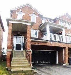 Property Photo:  1675 Samuelson Circle  ON L5N 7Z8 