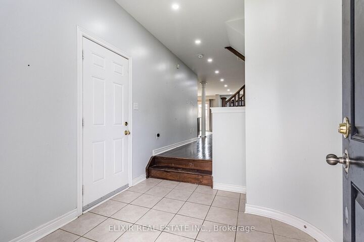 Property Photo:  61 Bushmill Circle  ON L7A 0K7 