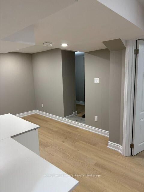 Property Photo:  38 Patina Drive Bsmt 2  ON M2H 1R1 