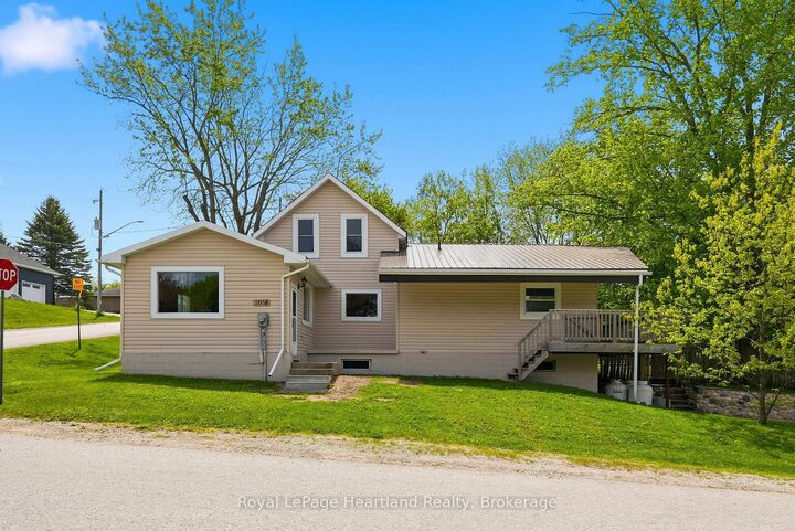 Property Photo:  2058 James Street  ON N0G 1X0 