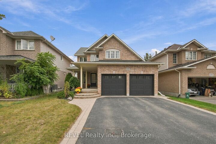 Property Photo: 2097 Stornoway Street ON L1L 1C3