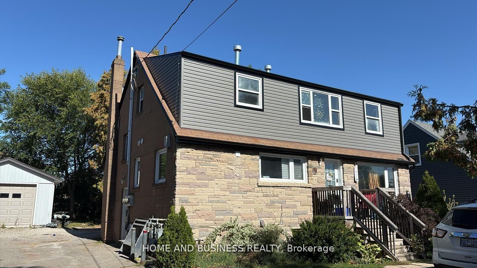 Property Photo:  38 River Drive 1,2,3  ON L7G 2J2 