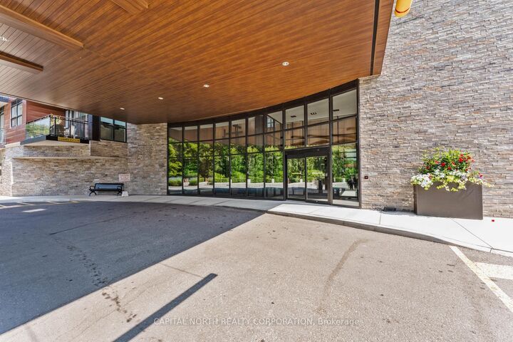 Property Photo:  1575 Lakeshore Road W 270  ON L5J 0B1 