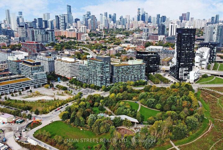 Property Photo:  170 Bayview Avenue 904  ON M5A 0M4 