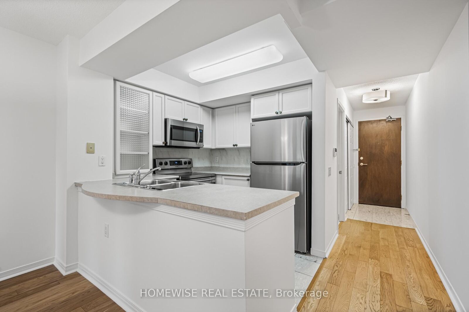 Property Photo:  388 Bloor Street E 601  ON M4W 3W9 