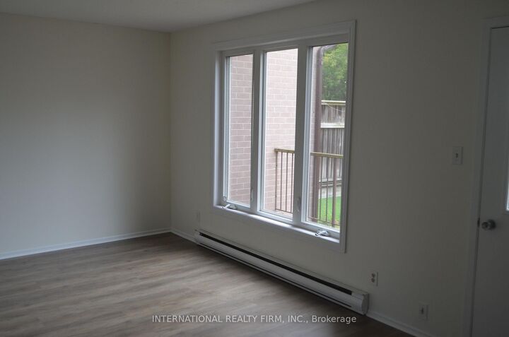 Property Photo:  53 Peacock Boulevard  ON L1A 2X2 
