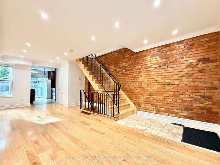 Property Photo: 148 Campbell Avenue Main ON M6P 3V2