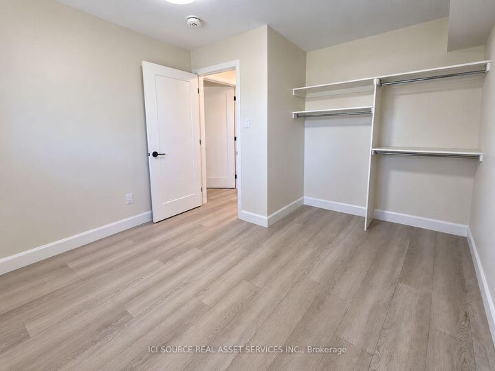 Property Photo: 1119 Heron Road ON K1V 6B5