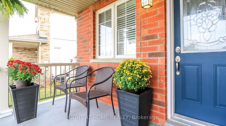 Property Photo:  165 Greenwood Drive  ON L3W 0E4 