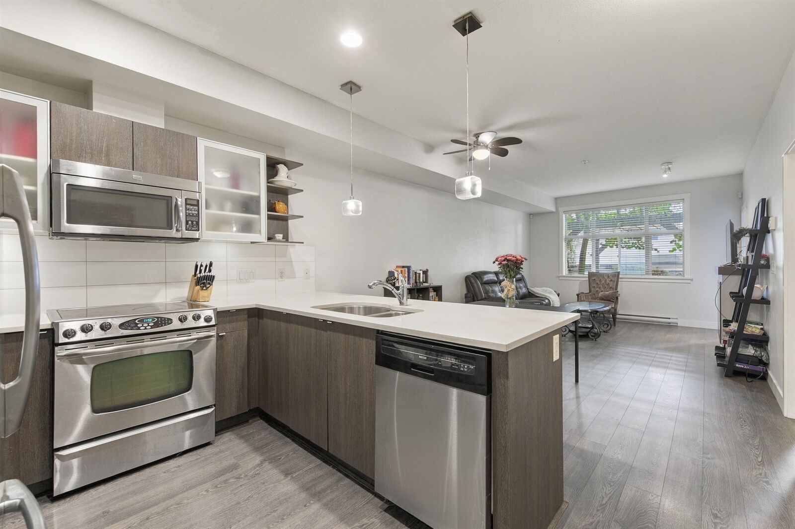 Property Photo:  19936 56 Avenue 105  BC V3A 0E1 