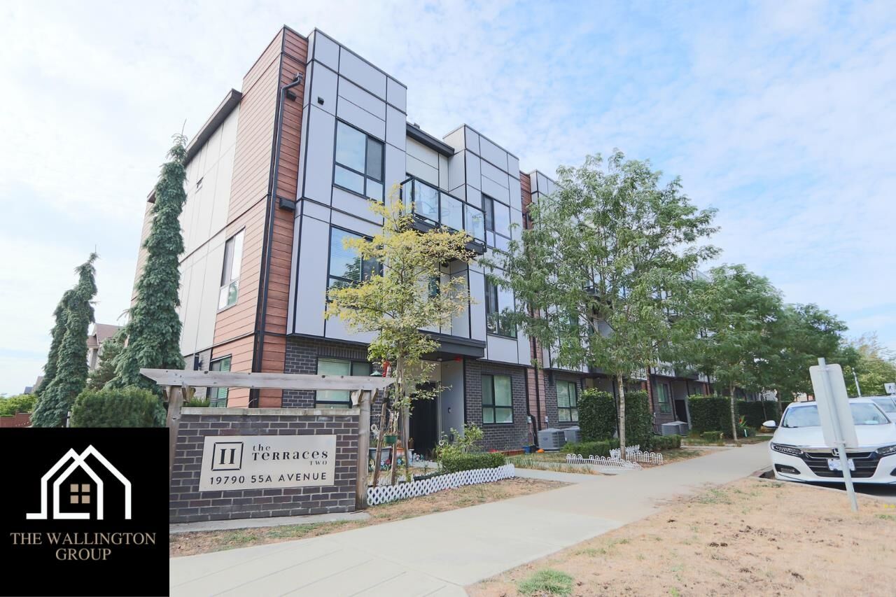 Property Photo:  19790 55A Avenue 4  BC V3A 0K6 
