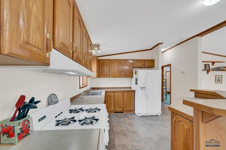 Property Photo: 322 4th SD 57782