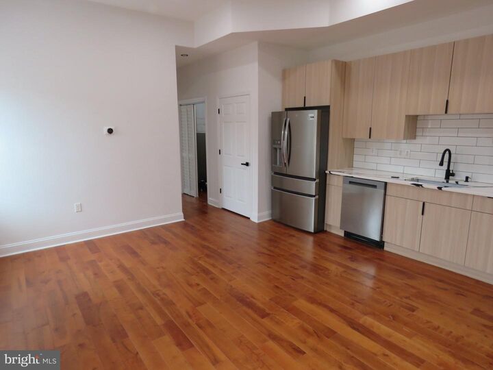 Property Photo: 1252 S 21st Street Apt. 1 2nd Floor PA 19146