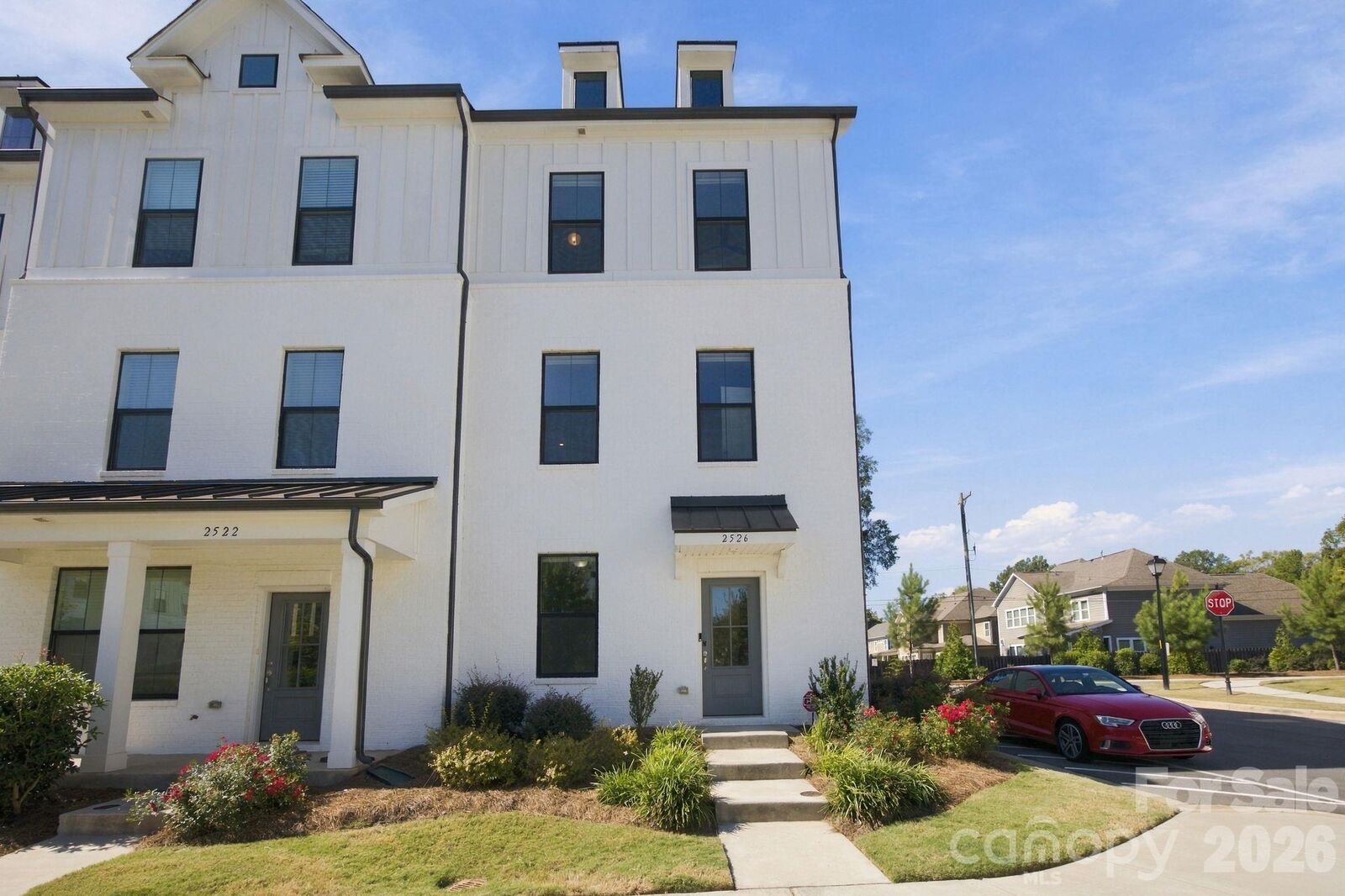 Property Photo: 2526 Magnolia Blossom Way NC 28211