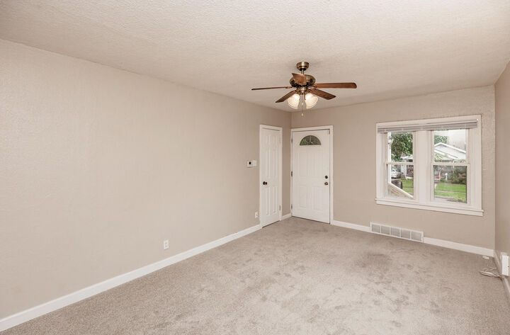 Property Photo:  1441 Richmond Avenue  IA 50316 