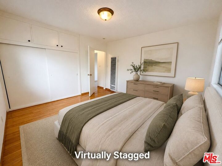 Property Photo:  623 Ashland Ave, Unit 4  CA 90405 