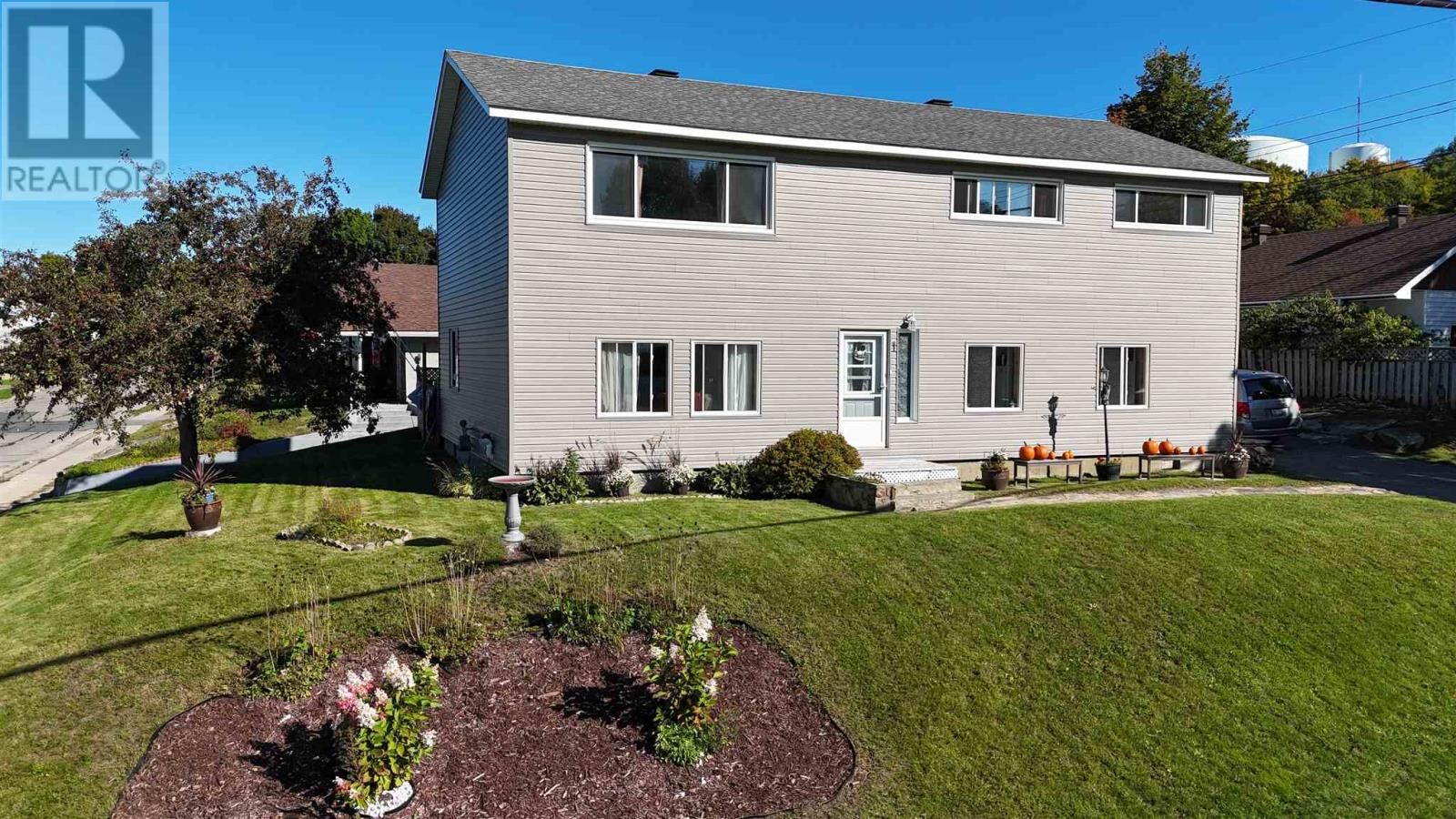Property Photo:  1 Joubin Rd  ON P5A 1V7 