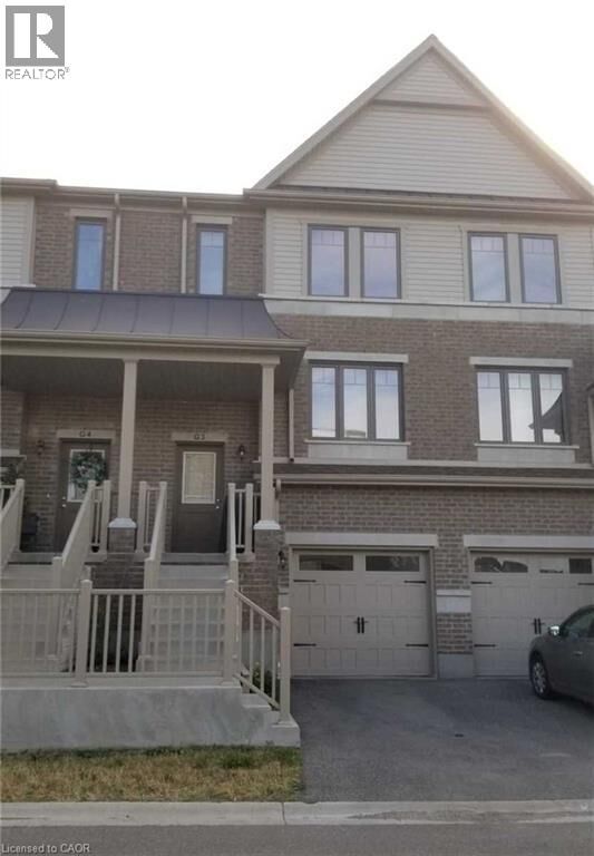 Property Photo:  70 Willowrun Drive G3  ON N2A 0J3 