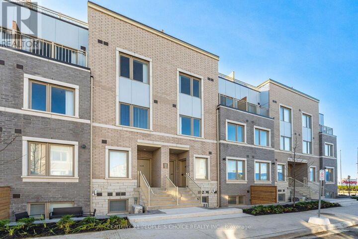 Property Photo:  150 Honeycrisp Crescent North Th263  ON L4K 0N7 