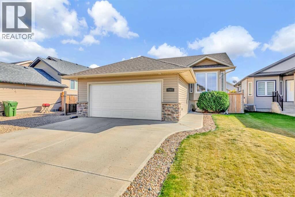 Property Photo:  7207 39A Street  AB T9V 3M3 