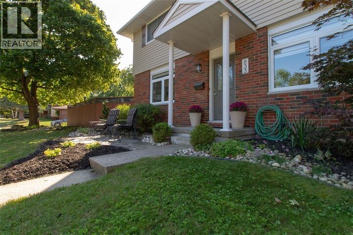 Property Photo:  833 Woodward Crescent  ON N7V 2E5 