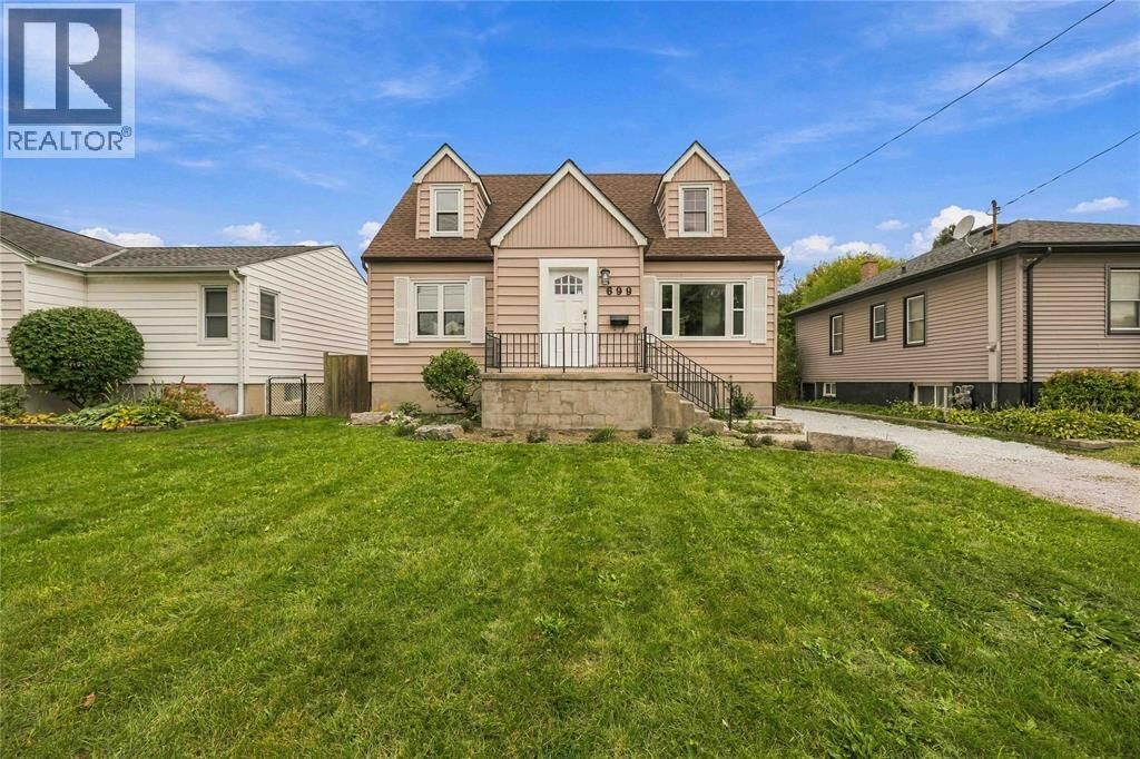 Property Photo:  699 William Avenue  ON N7T 7C7 
