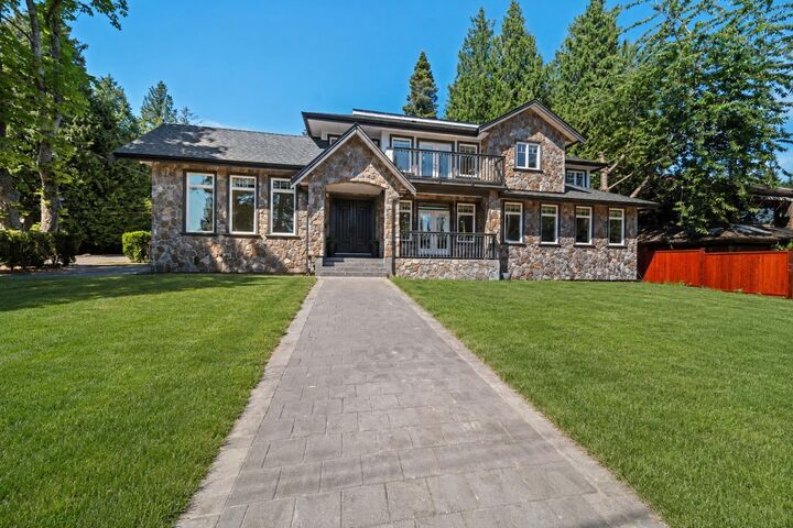 Property Photo:  13101 14 Avenue  BC V4A 1G6 
